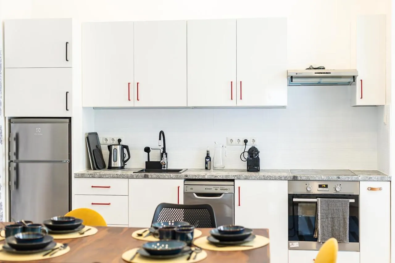 City Center Apartment With Balcony Budapest
