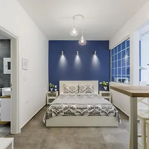 https://apt-nava-in-the-center-of.hotelschalkidiki.net